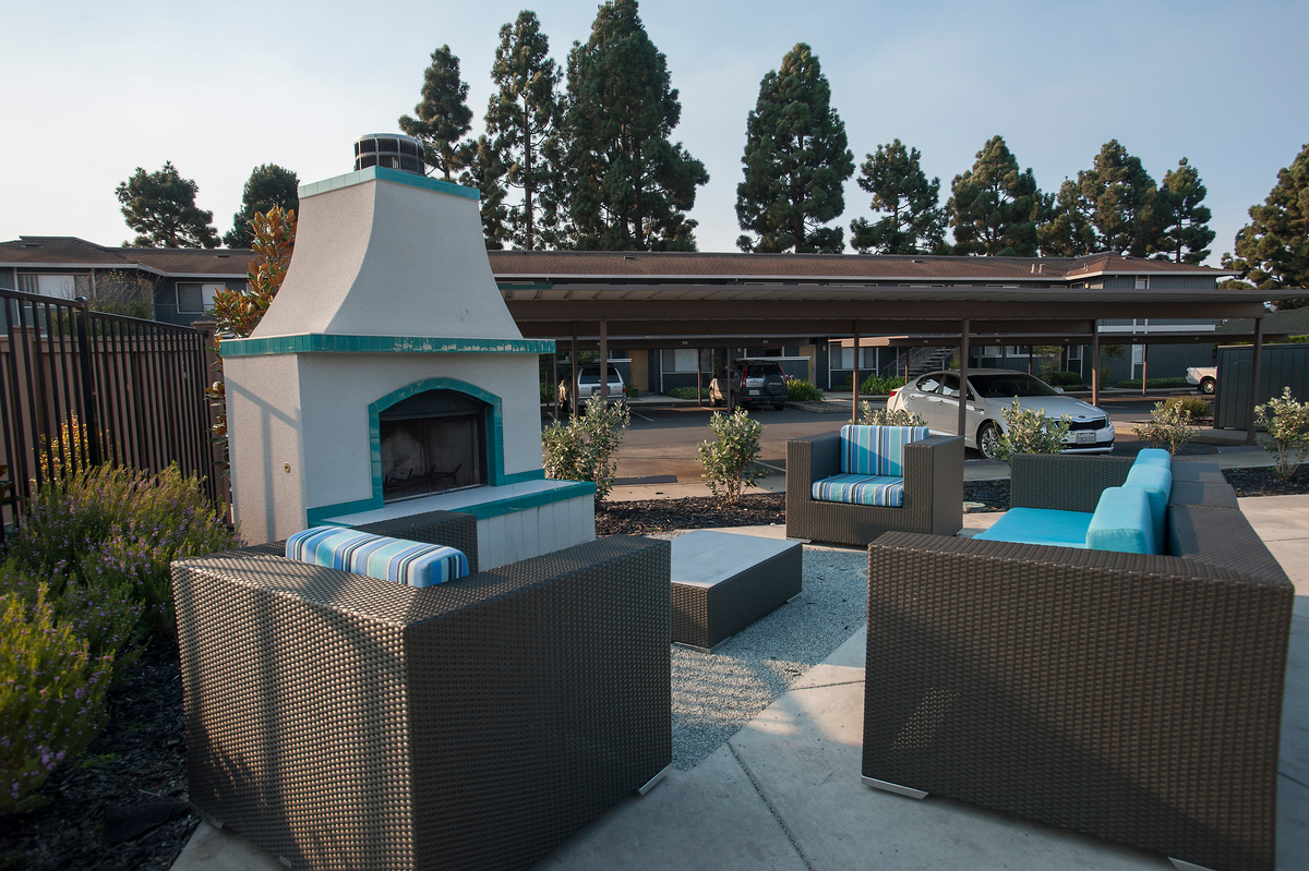 Woodside Park - Sample Image of Salinas, CA Furnished Rentals