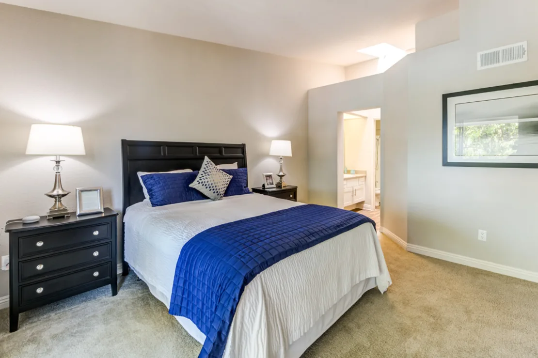 Aliso Creek Apartment Homes - Sample Image of Aliso Viejo, CA Nurse Housing