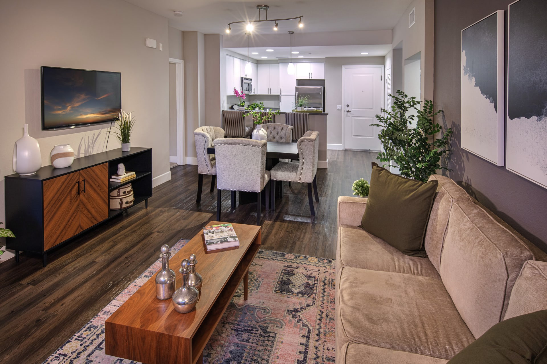 Circa 37 at Civita - Sample Image of San Diego, CA Nurse Housing Intern Housing
