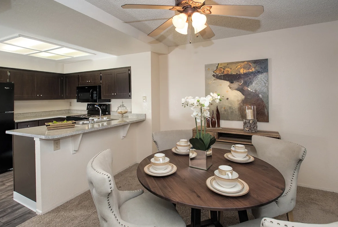 Delta Pointe - Sample Image of Sacamento, CA Short Term Housing