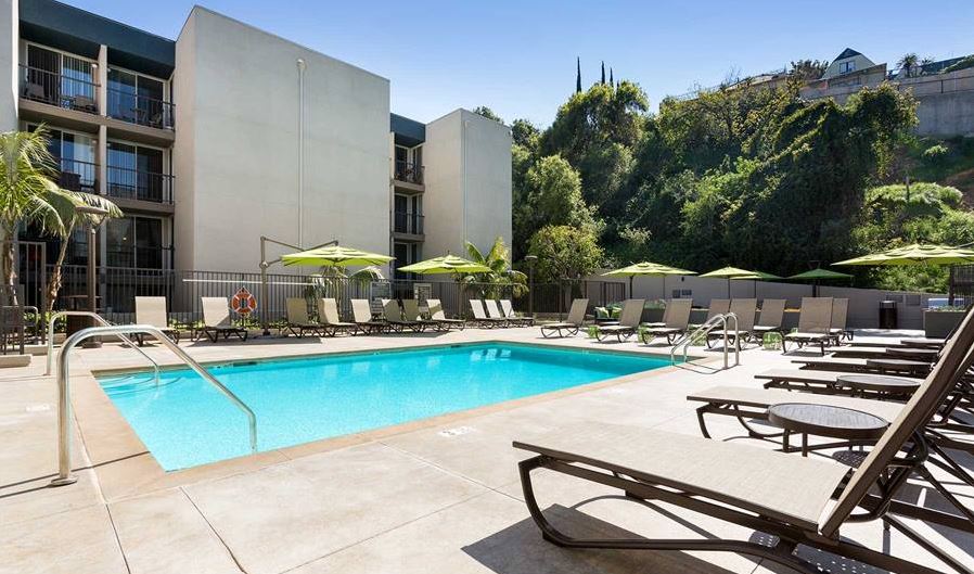 eaves Los Feliz Serviced Rental-Sample Image of Los Angeles CA Intern Home