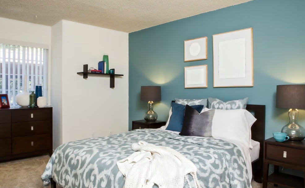 eaves Pacifica - Sample Image of Serviced Housing in Pacifica, CA