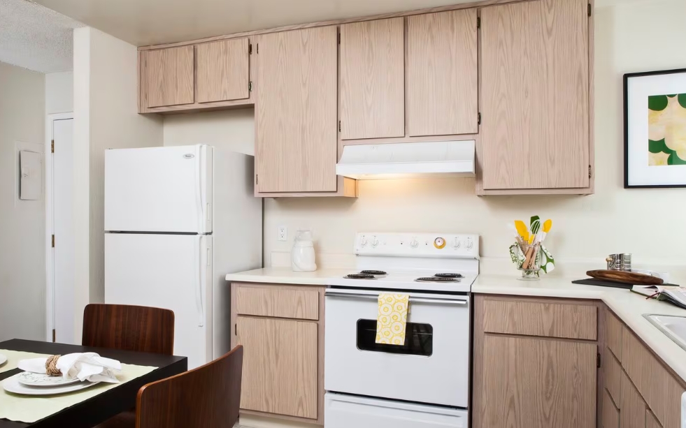 eaves Pacifica - Sample Image of Serviced Housing in Pacifica, CA