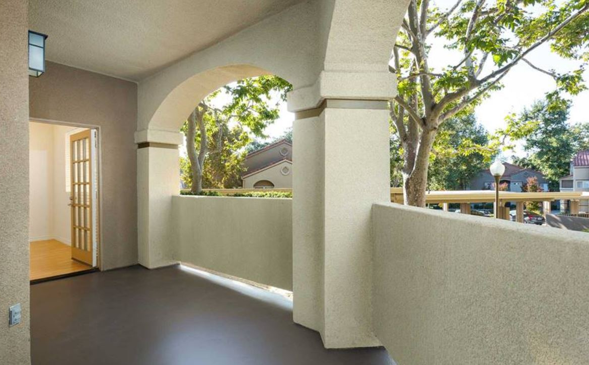 eaves Thousand Oak Corporate Rental-Sample Image of Thousand Oaks CA Intern Home