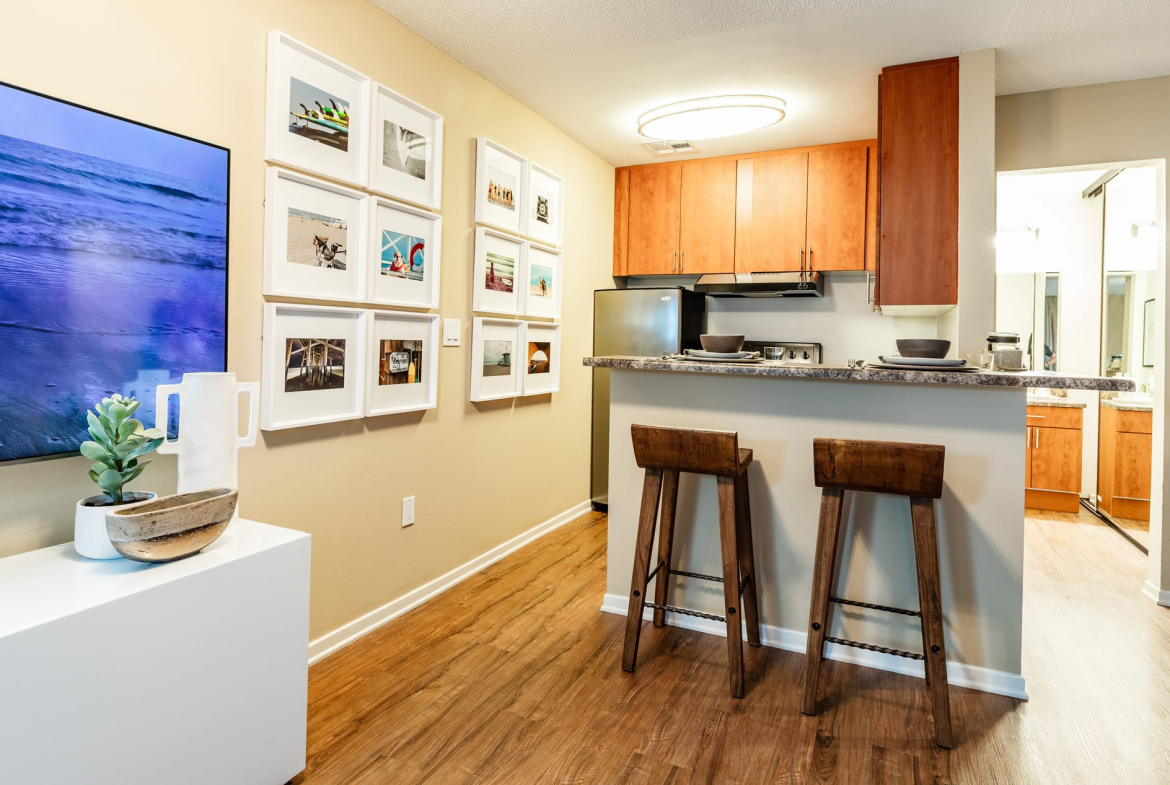 Eight 80 Apartment Homes - Sample Image of Newport Beach, CA Insurance Housing
