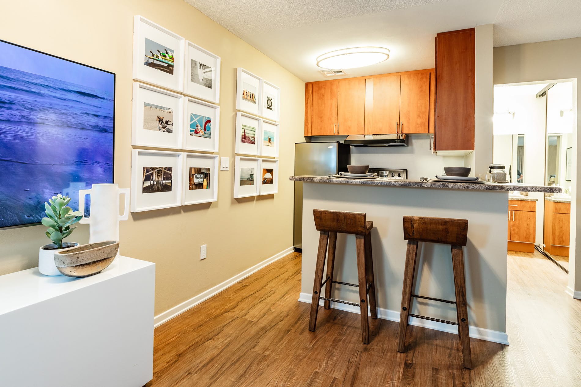 Eight 80 Apartment Homes - Sample Image of Newport Beach, CA Insurance Housing