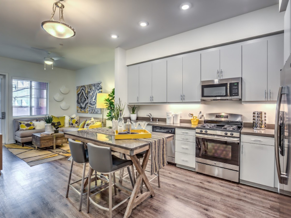 Metro Gateway - Sample Image of Riverside, CA Corporate Housing