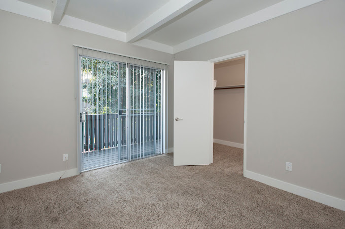 Monterey Townhouse - Sample Image of Monterey, CA Intern Housing