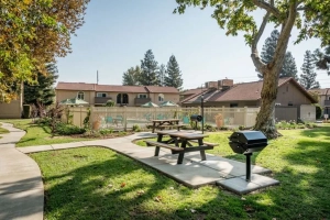 Corporate housing in Visalia, CA