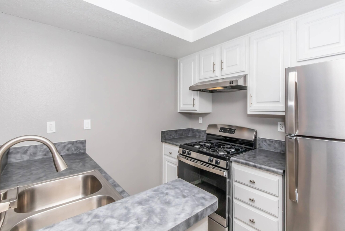Palm Court sample image of Hemet CA short term housing