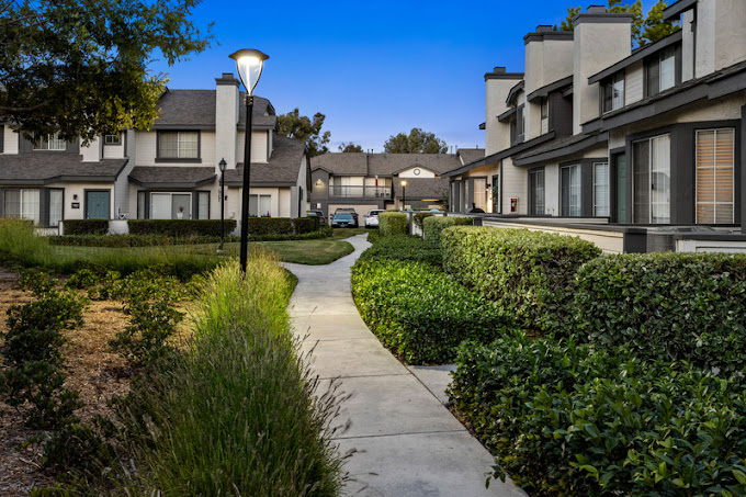 Promenade Terrace - Sample Image of Corona, CA Short Term Housing