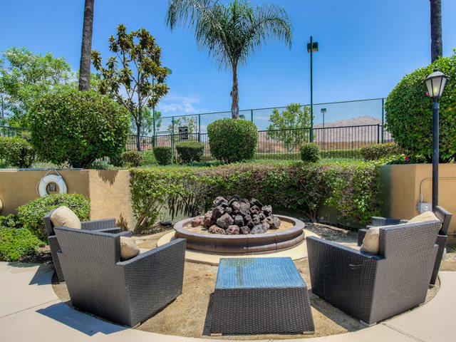 The Hills at Quail Run - Sample Image of Riverside, CA Intern Housing