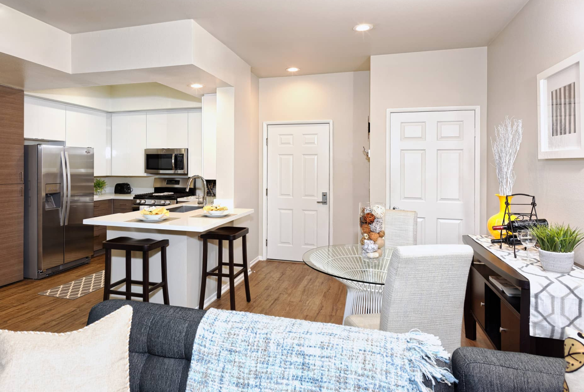 Tierra del Rey Apartment Home - Sample Image of Marina Del Rey, CA Nurse Housing