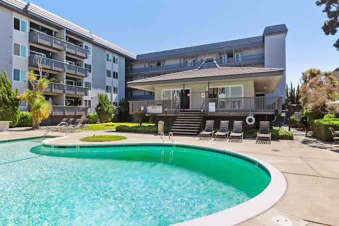 Tower Apartment Homes - Sample Image of Alameda, CA Corporate Housing