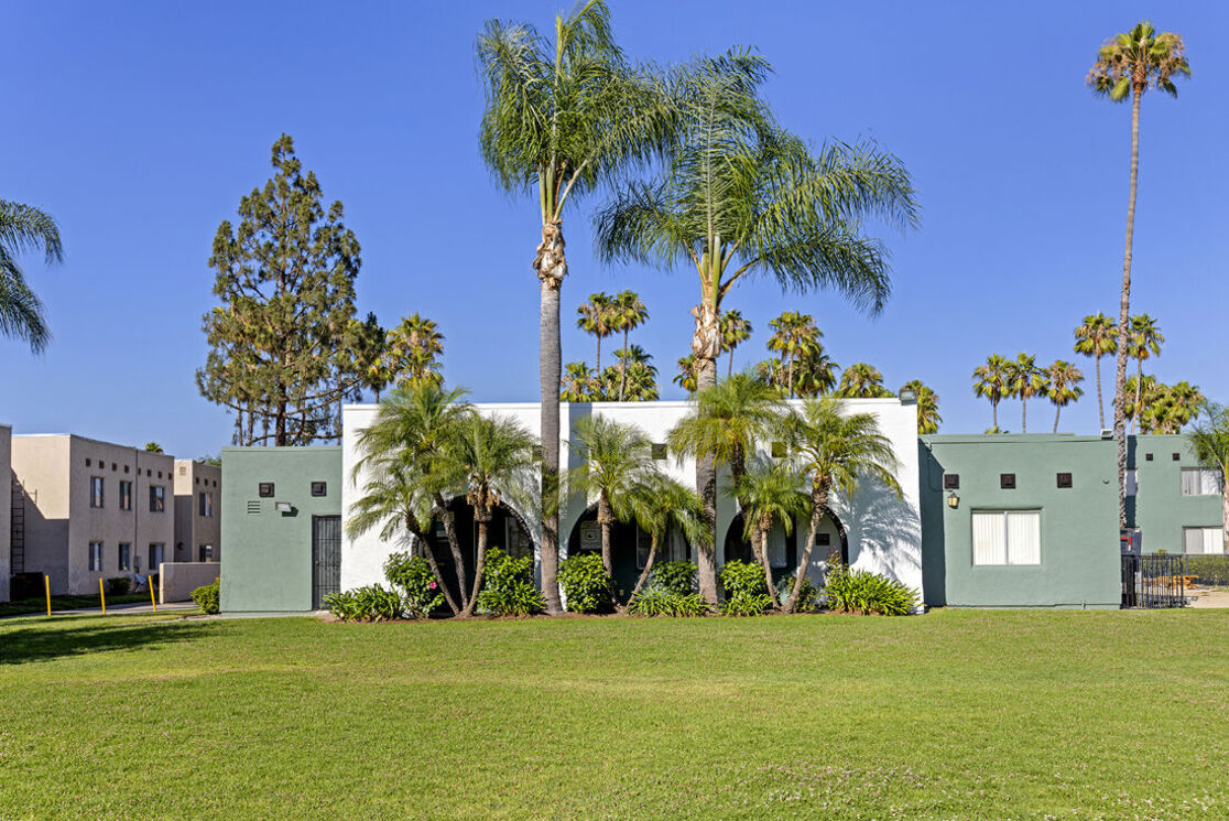 Valle at Mission - Sample Image of Escondido, CA Short Term Housing